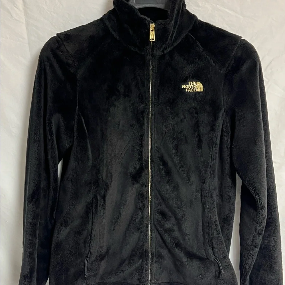 The North Face Women’s Black Osito Fleece Jacket with Gold Logo - Picture 3 of 7